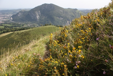 Pic du Jer vu du Pic d Alian (a).jpg