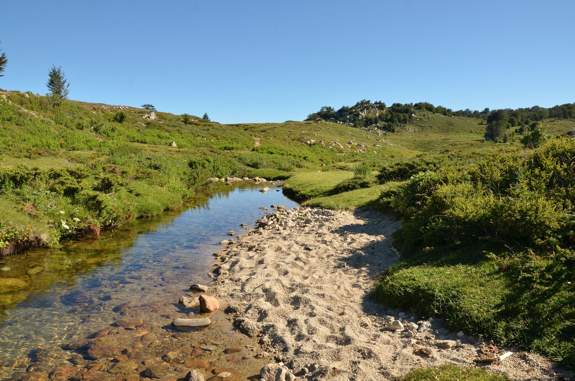 Plateau de Coscione vers Matalza.JPG