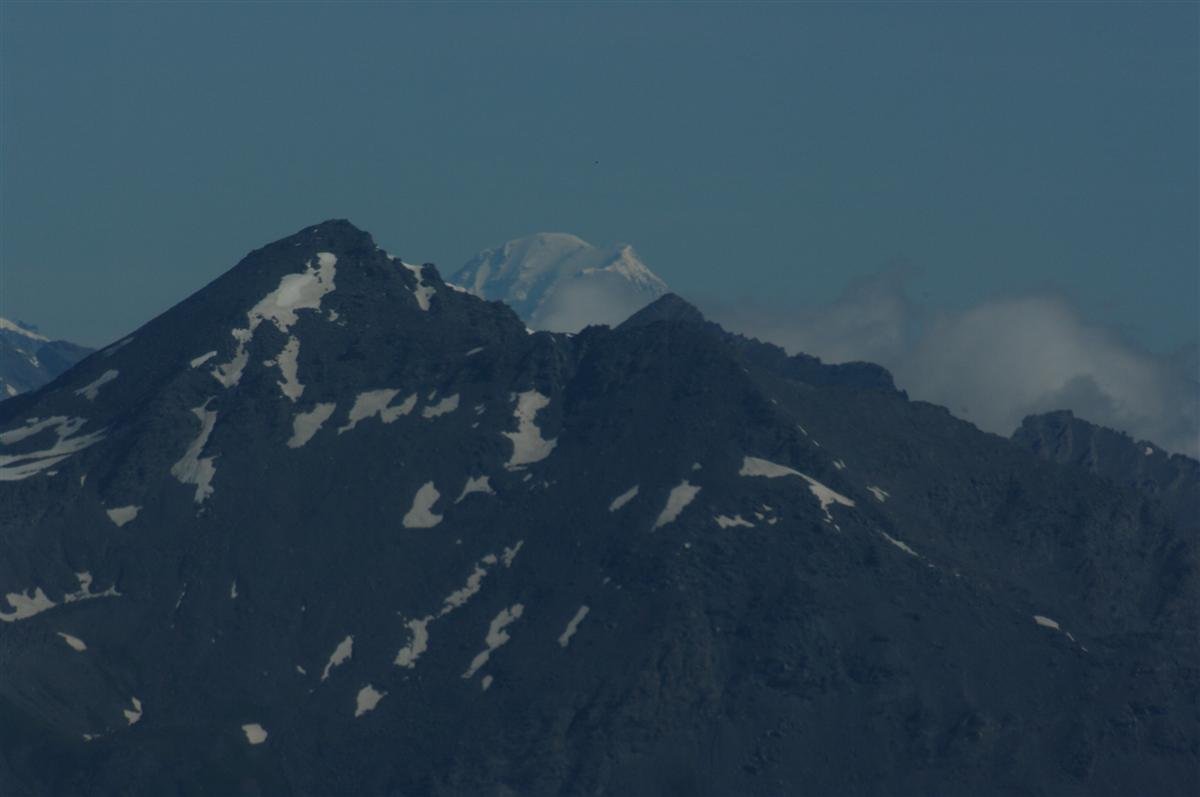 le Mont Blanc épargné par la nebbia italienne depuis la tête des Toillies